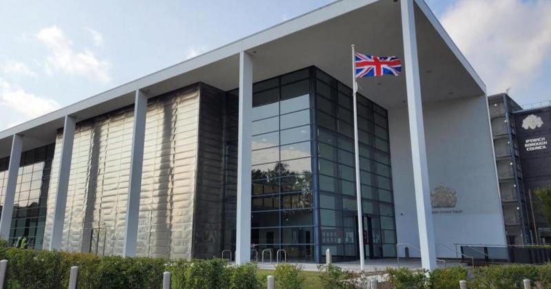 Woman given community order for drug offences