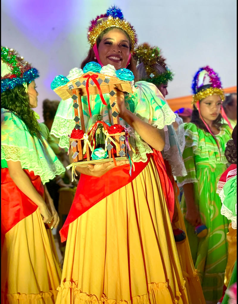 Danza, música y tradición en Valera para honrar el Día del Abrazo en Familia desde el CIAV Danza, música y tradición en Valera para honrar el Día del Abrazo en Familia desde el CIAV