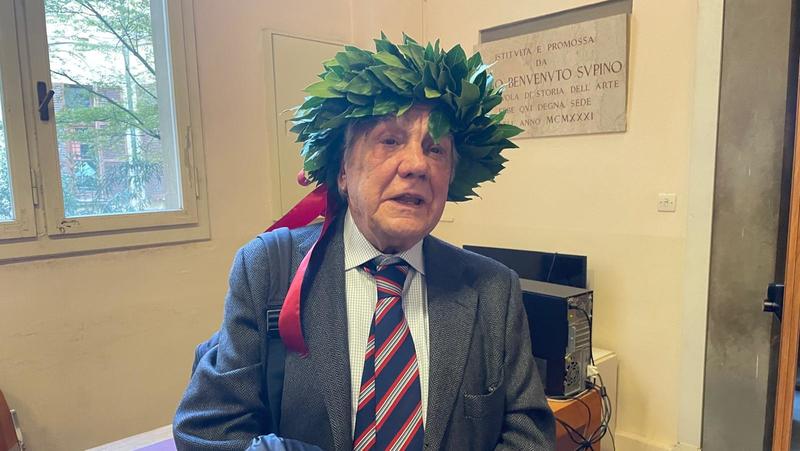 Claudio, laurea con lode a 83 anni: “Storia la mia passione”