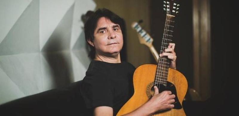 Lô Borges: a BH dos artistas e a nossa vida banal e marcante Lô Borges: a BH dos artistas e a nossa vida banal e marcante