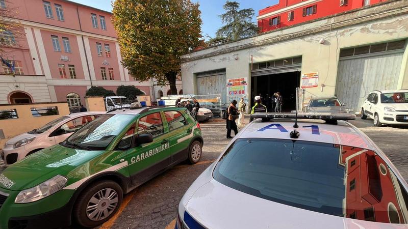Irregolarità in serie, autolavaggio sotto sequestro e multa da 120mila euro