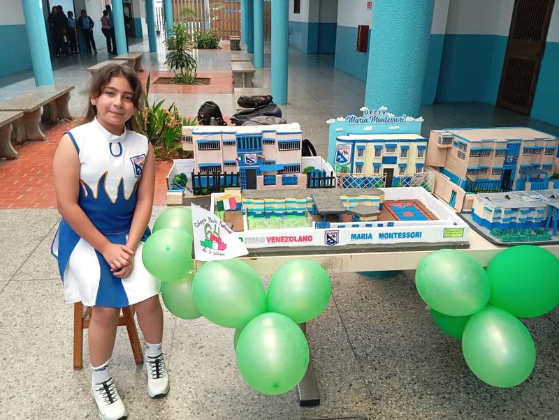 Colegio Italo Venezolano María Montessori: Los alumnos de bachillerato realizaron una exposición de maquetas de la escuela Colegio Italo Venezolano María Montessori: Los alumnos de bachillerato realizaron una exposición de maquetas de la escuela