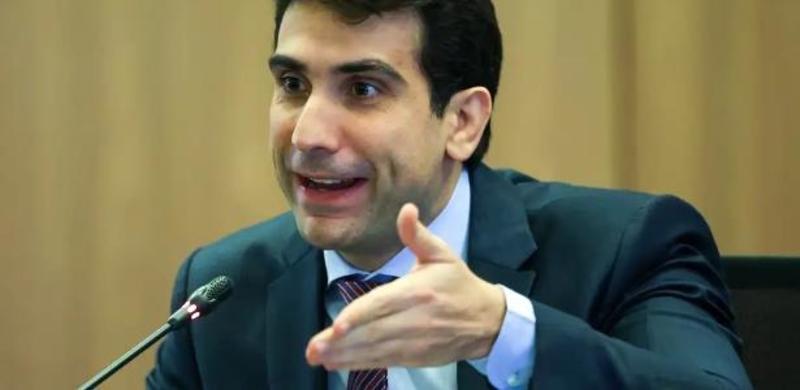 Reflexões sobre o juro alto no Brasil Reflexões sobre o juro alto no Brasil