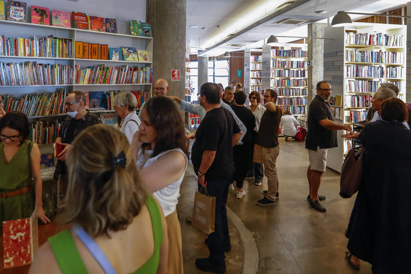 Livrarias de rua engrandecem São Paulo Livrarias de rua engrandecem São Paulo