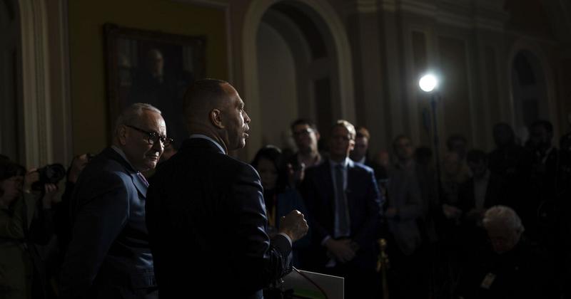 Letter: Political leadership is failing us Letter: Political leadership is failing us