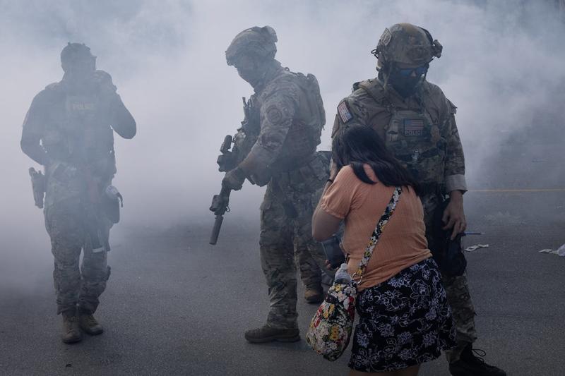 Border Patrol Takes Sick Photo After Tear-Gassing Residents in Chicago