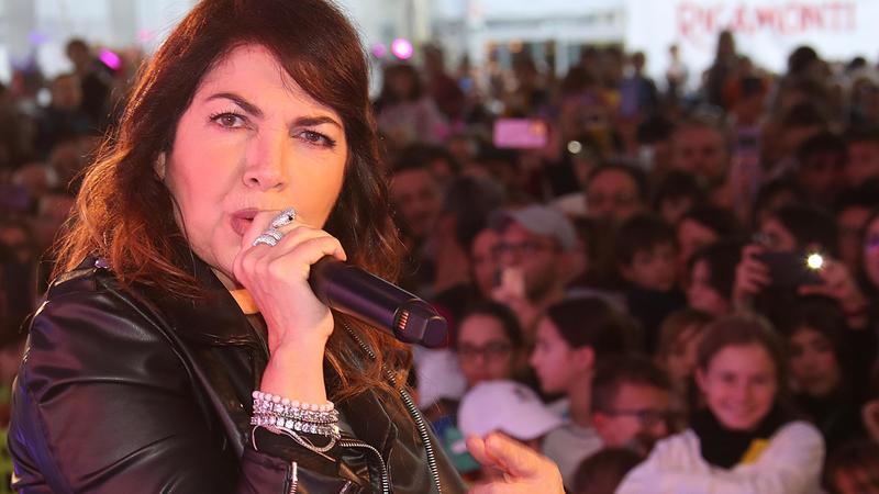 Valtellina Wine Trail, nove giorni tutti di corsa: Vittorio Brumotti e Cristina D’Avena esaltano il pubblico nel gran finale Valtellina Wine Trail, nove giorni tutti di corsa: Vittorio Brumotti e Cristina D’Avena esaltano il pubblico nel gran finale