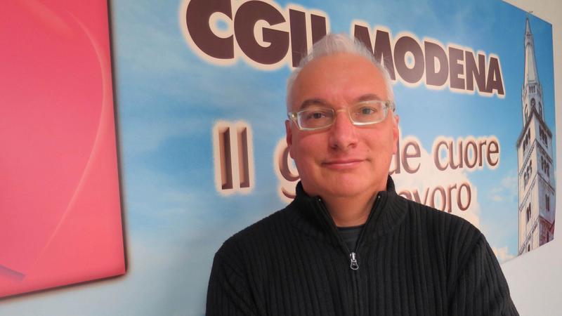 Tre impiegate (una incinta) licenziate da Ambrogio Trasporti. “Cacciate all’americana”