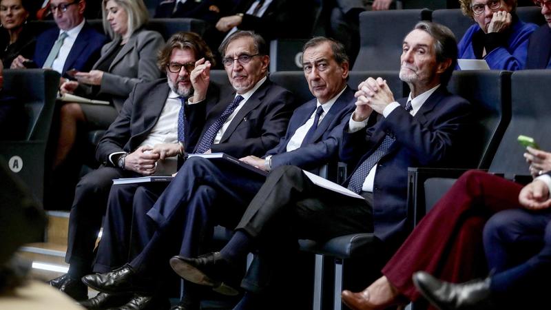 Trasporti pubblici, la richiesta bipartisan al governo: “Più soldi per la Lombardia” Trasporti pubblici, la richiesta bipartisan al governo: “Più soldi per la Lombardia”