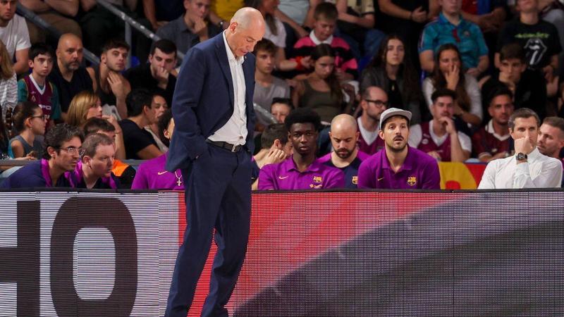 Además de cese, ¿dimisiones?