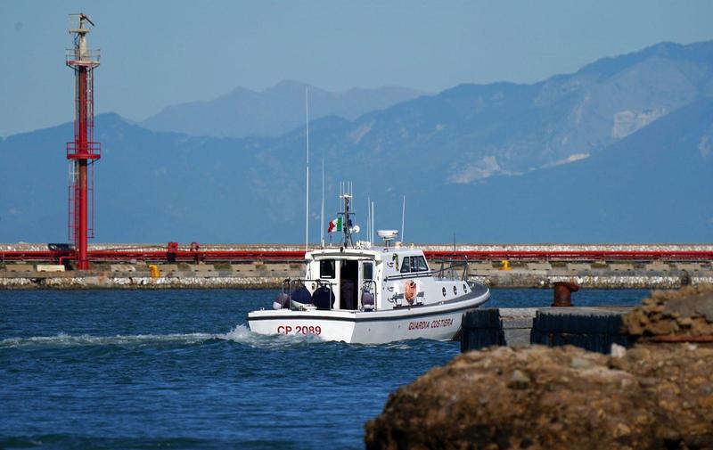 Livorno, migranti morti in porto: affidati l'autopsia e il test del Dna
