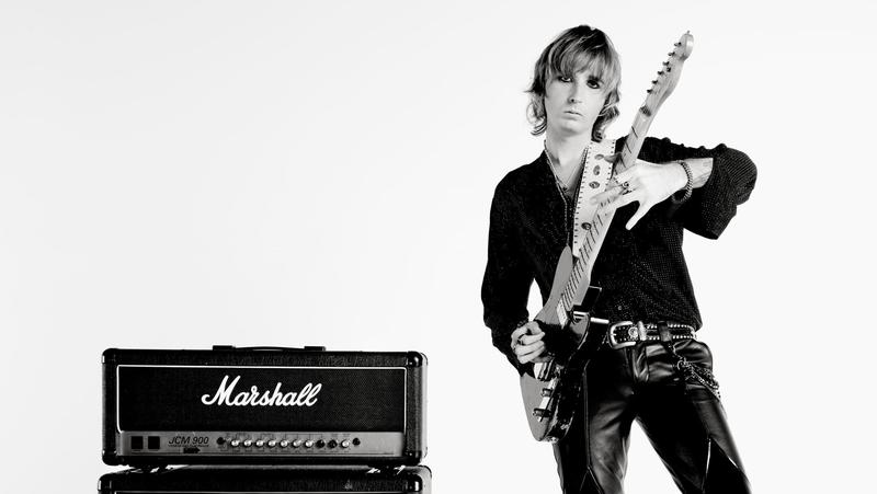 Thomas Raggi: debutto da solista con le icone del rock per il chitarrista dei Maneskin