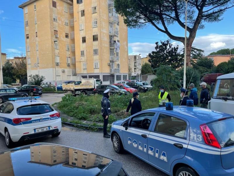 Castellammare di Stabia, blitz anticamorra: preso il reggente dei D'Alessandro L'ombra del clan su ospedale e Juve Stabia Castellammare di Stabia, blitz anticamorra: preso il reggente dei D'Alessandro L'ombra del clan su ospedale e Juve Stabia