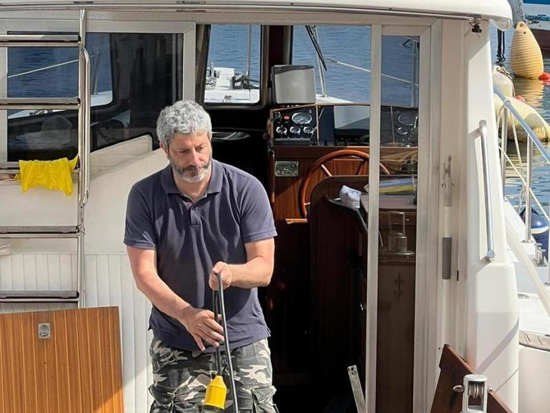 Fico e la barca, Iannone (Fdi): «Chiarisca se l'ormeggio era abusivo». Ma il 5s rilancia: «Si aggrappano al nulla, già sanno che perderanno» Fico e la barca, Iannone (Fdi): «Chiarisca se l'ormeggio era abusivo». Ma il 5s rilancia: «Si aggrappano al nulla, già sanno che perderanno»