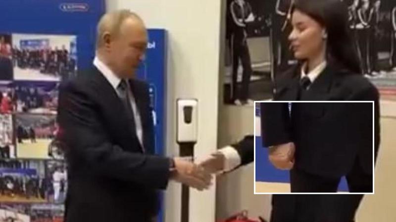 Mani ricurve e gonfie: l’ultimo video di Putin scatena nuove congetture sulla sua salute /