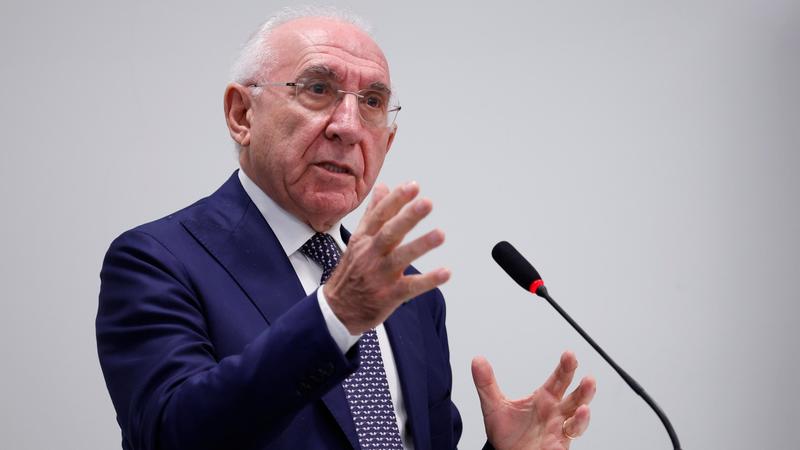 Il Garante della privacy respinge le accuse: “Nessuno si dimette, agiamo in autonomia”