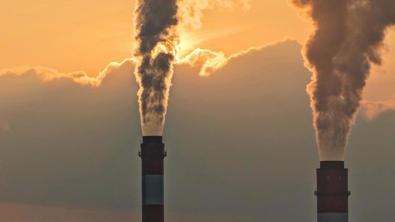 In Cina le emissioni di CO2 cominciano a calare: così Pechino ha bruciato i tempi In Cina le emissioni di CO2 cominciano a calare: così Pechino ha bruciato i tempi