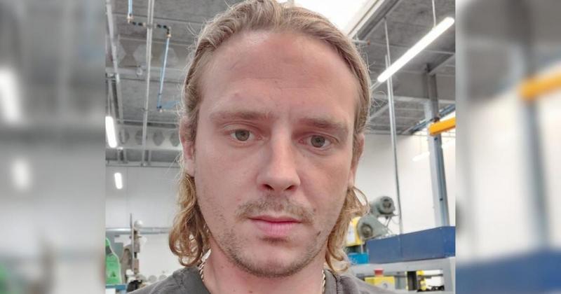 Father-of-five took his life the day before 28th birthday Father-of-five took his life the day before 28th birthday