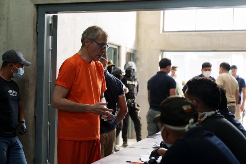 La cárcel de Noboa que busca replicar en Ecuador el «modelo Bukele» recibe primeros presos La cárcel de Noboa que busca replicar en Ecuador el «modelo Bukele» recibe primeros presos