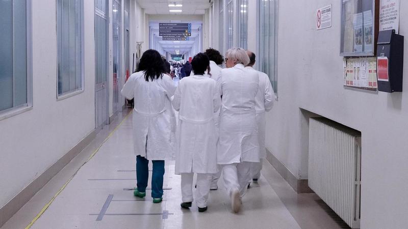 Fine vita, nove anni dopo ancora non si decide: “Legge democratica, ma la morte continua a fare paura”