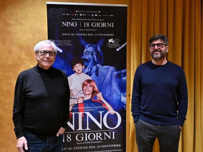 Nino D'Angelo: «Capii che ero povero quando il parroco mi disse di tenermi i soldi delle elemosine» Nino D'Angelo: «Capii che ero povero quando il parroco mi disse di tenermi i soldi delle elemosine»