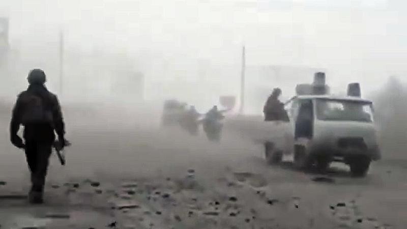 Nuova offensiva russa, a Pokrovsk avanzata grazie alla nebbia. Kiev arretra e Zelensky ammette: 