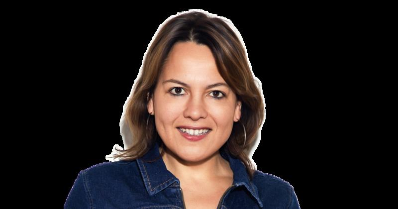 ‘Ik weeg rond de 80 kilo. Te veel voor iemand van 1 meter 68’ – columnist Vera Spaans (48) gaat aan de ozempic om af te vallen ‘Ik weeg rond de 80 kilo. Te veel voor iemand van 1 meter 68’ – columnist Vera Spaans (48) gaat aan de ozempic om af te vallen