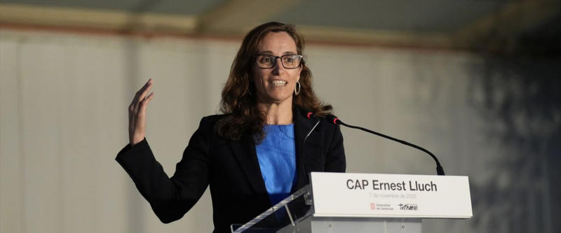 Mónica García apunta a Miguel Ángel Rodríguez en el caso del fiscal general del Estado: “Blanco y en botella”