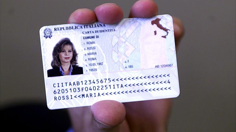 Chi ha più di 70 anni non dovrà rinnovare la carta di identità. Le nuove regole in arrivo per decreto