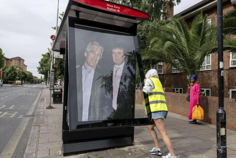 Le mail di Epstein inguaiano Trump: “Era con le vittime”