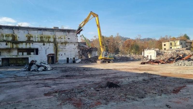 Ex Sace, demolizione quasi ultimata - Foto e video