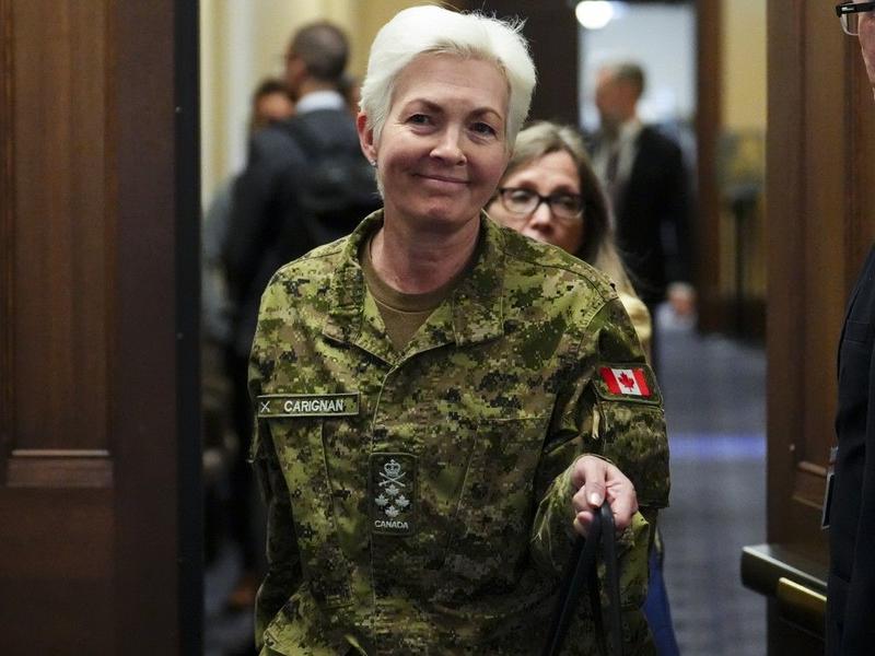 Lorne Gunter: Some merit to enlisting civil servants as reservists to boost Armed Forces