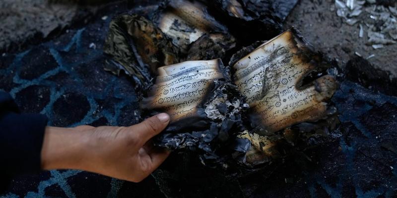 Jüdische Siedler zünden Moschee an