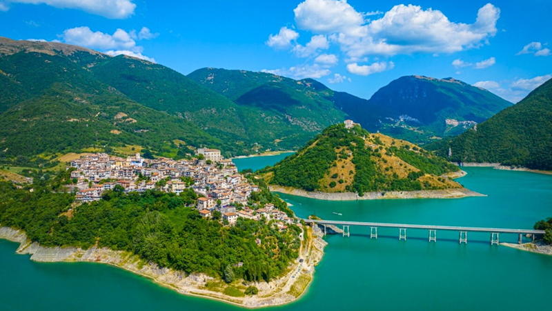 Autunno e inverno nella Riserva dei Monti Navegna e Cervia, tra natura, borghi e sapori della Valle del Turano