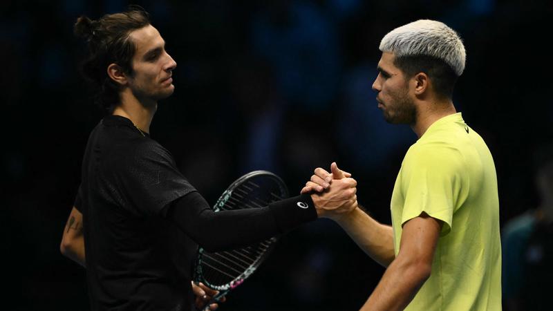 Atp Finals, Alcaraz sveglia Musetti dal sogno e blinda il numero 1. Lorenzo rinuncia alla Davis Atp Finals, Alcaraz sveglia Musetti dal sogno e blinda il numero 1. Lorenzo rinuncia alla Davis