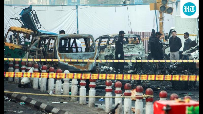 Connecting the dots in the Red Fort car blast