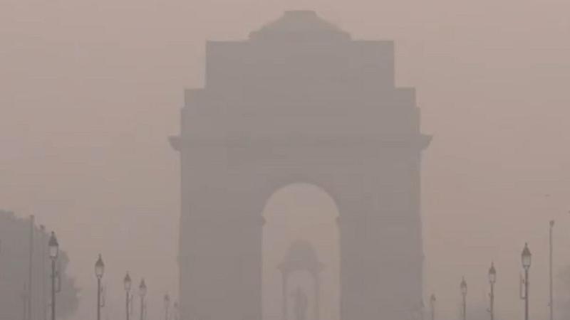 When Protesting For Clean Air Becomes A Crime — Delhi’s Smog, State Apathy And The Right To Breathe