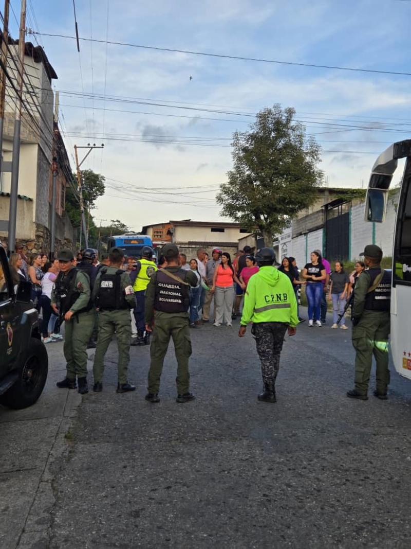Habitantes protestaron por falta de agua potable en Boconó Habitantes protestaron por falta de agua potable en Boconó