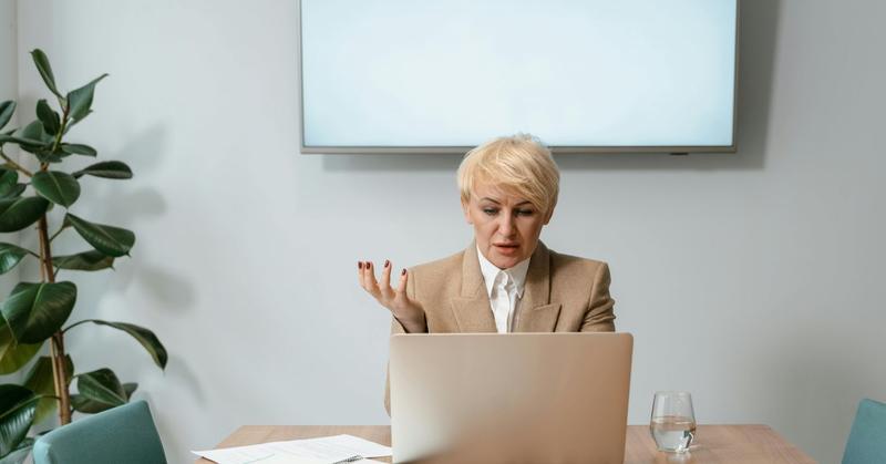 How Managers Can Keep Hybrid Teams Connected and Resilient How Managers Can Keep Hybrid Teams Connected and Resilient