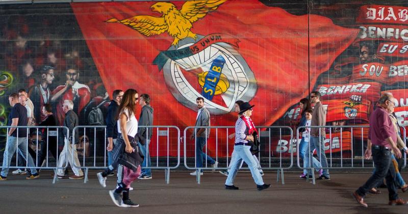 No futebol quem não sabe comunicar perde