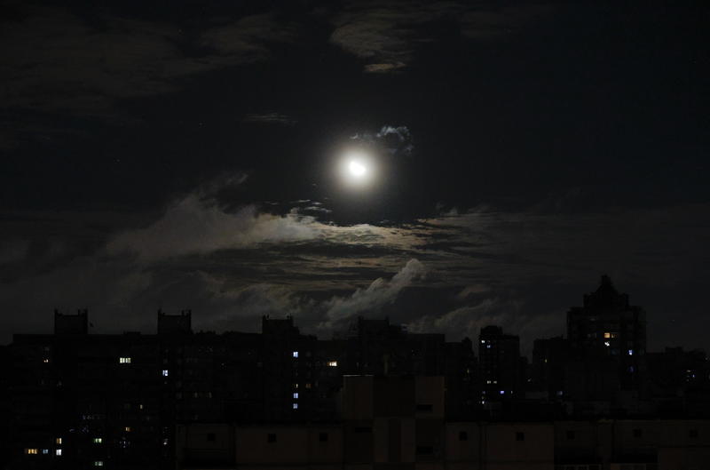 Guerra in Ucraina: nella notte pioggia di missili su Kiev, 4 morti e più di 20 feriti Guerra in Ucraina: nella notte pioggia di missili su Kiev, 4 morti e più di 20 feriti