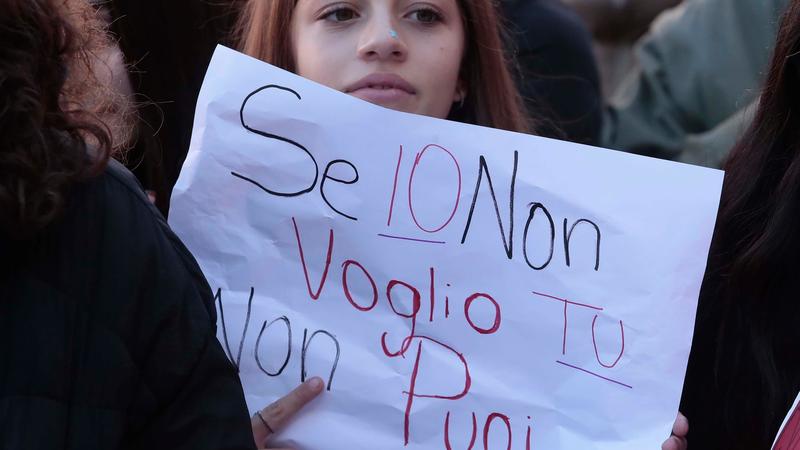 Il sesso senza consenso esplicito sarà stupro anche in Italia. “È il caso di dire: finalmente” Il sesso senza consenso esplicito sarà stupro anche in Italia. “È il caso di dire: finalmente”
