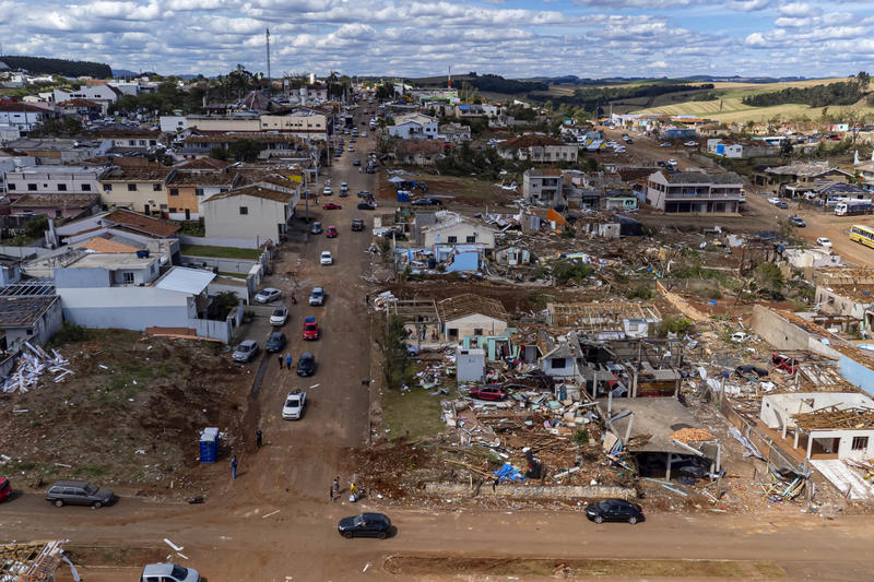 Lula corta Seguro Rural pela metade e abandona produtores atingidos por tornado no Paraná