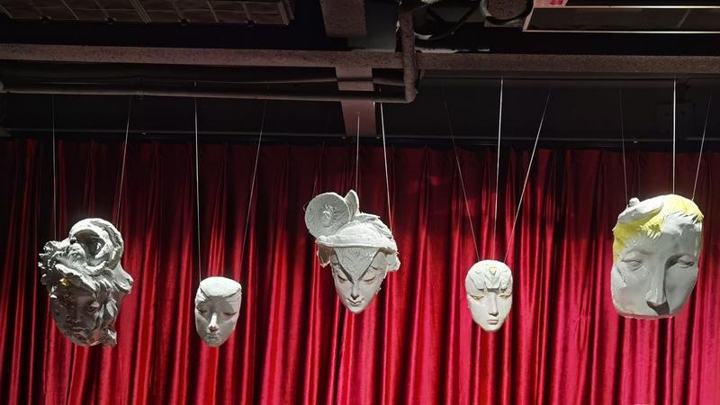 Benedict Cumberbatch und Gillian Anderson im Theater sehen? Geht mit diesem Streaming-Abo