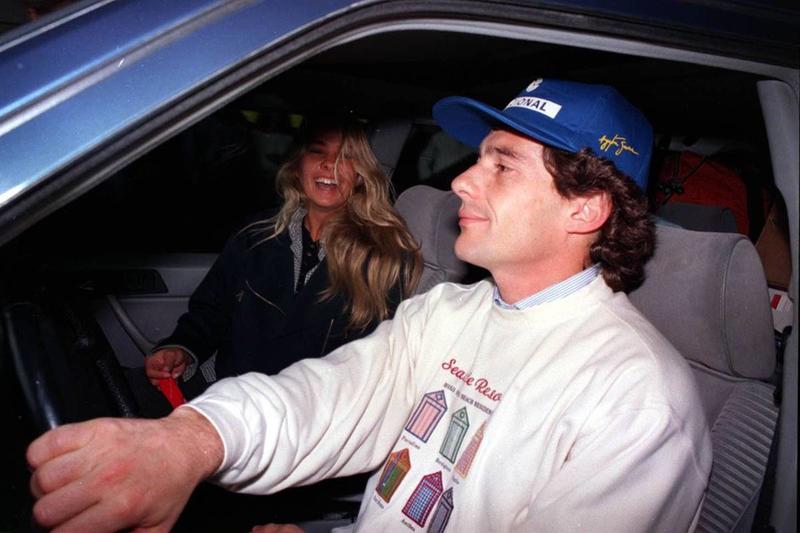 Adriane Galisteu disputa biografia de Ayrton Senna