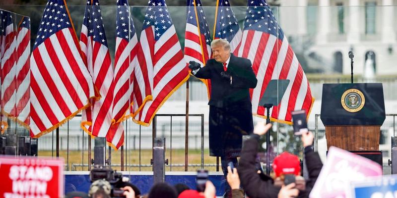 Einknicken vor Trump