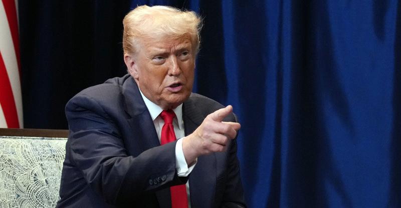 Democrat X Account Deletes Claim That Trump Was With Epstein During 2017 Thanksgiving Democrat X Account Deletes Claim That Trump Was With Epstein During 2017 Thanksgiving