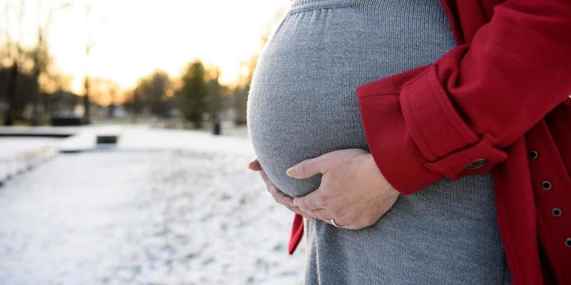 Moderlösa bebisar är inte lösningen Moderlösa bebisar är inte lösningen
