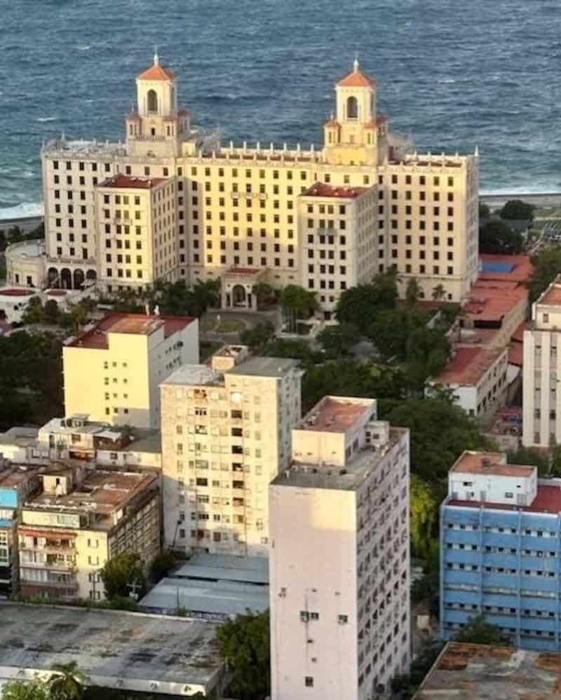 «Vibrez au rythme de Cuba!» «Vibrez au rythme de Cuba!»
