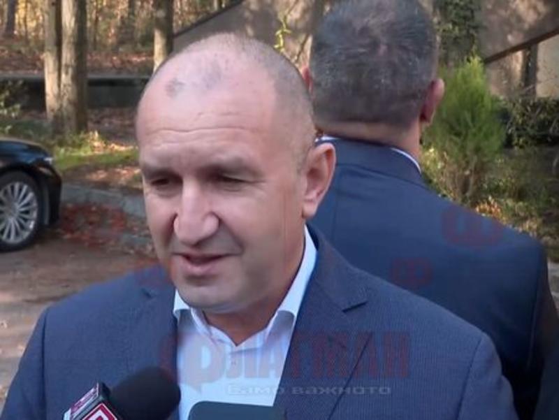 Румен Радев: Назначаване на особения управител в рафинерията е извън закона